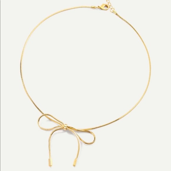 • Lizzi • Bow Tie Choker - Picture 5 of 6